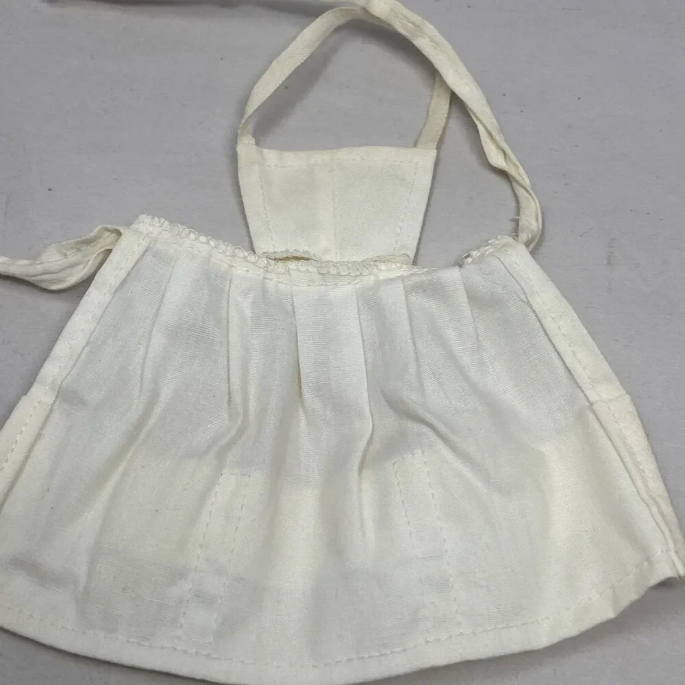 Vintage Barbie #962 